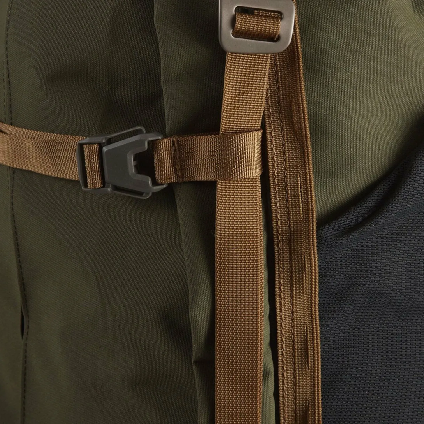Lundhags Saruk Pro 75 L Regular Short Forest Green Best